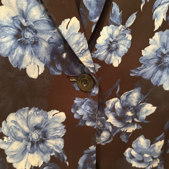 Alice + Olivia Floral Blazer - Picture 9 of 9